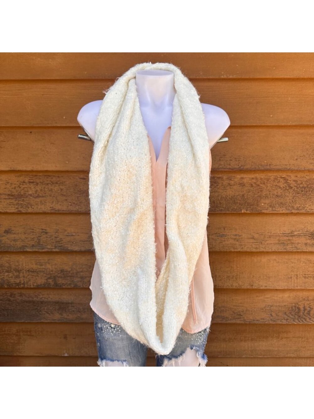 Cuddl Duds Cream Knit Infinity Scarf Soft Polyester Nylon Blend